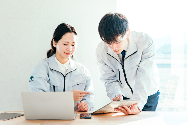 自動車メーカー工場生産管理システム構築